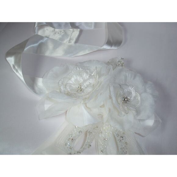 White satin flower floral bridal wedding dress rhinestone bridal dress belt sash - Picture 1 of 7
